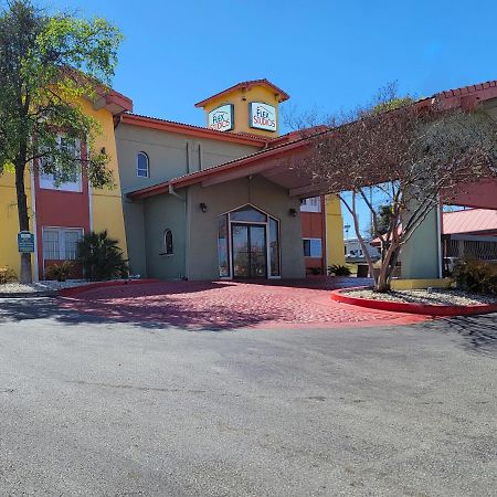 Flex Studios San Antonio Exterior photo